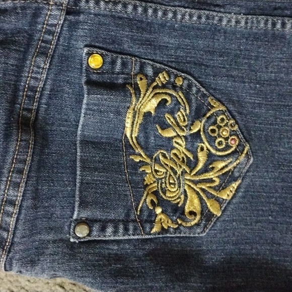 COPY - Apple bottom jeans skirt(I think it's a girl's)size 12 - Picture 5 of 6